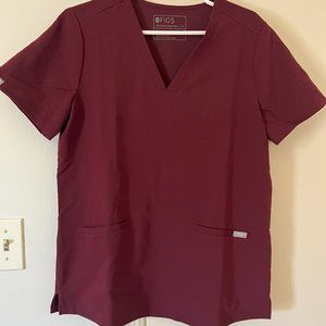 Figs Women's Burgundy Casma™ - Three-Pocket Scrub Top - M / Burgundy